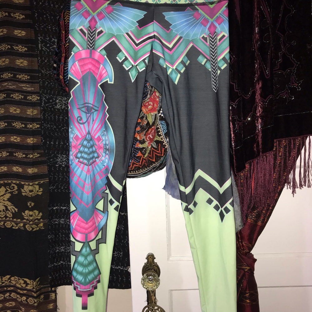 Onzie Leggings